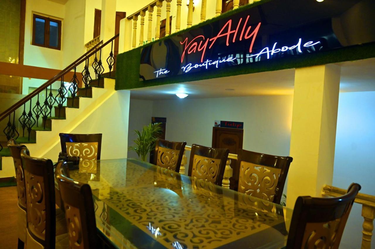 Jay Ally - Boutique Hotel Yeni Delhi Dış mekan fotoğraf